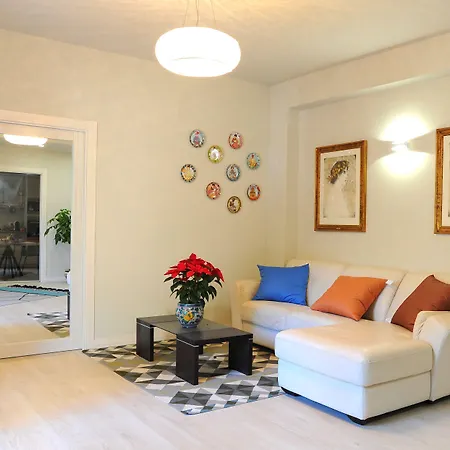 Bed & Breakfast Parnasus