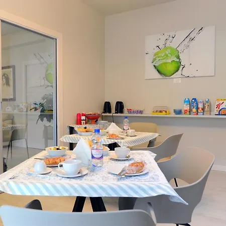 Frühstückspension Parnasus 3*